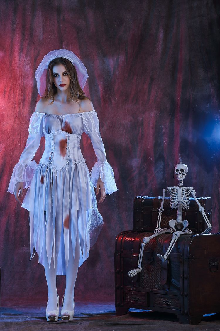 Gaun pesta permainan Cosplay Z - Zombie Party Games For Adults ulasan dan harga
