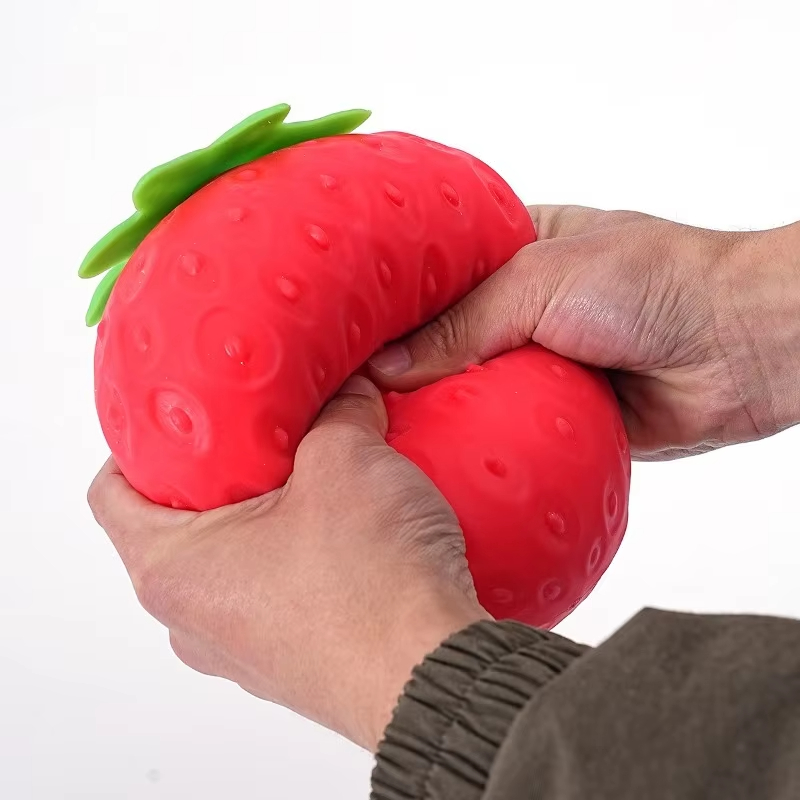 Mainan Squishy Stroberi Raksas - Party Games Ideas ulasan dan harga